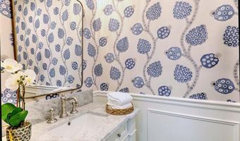 53 Jennys Ln, Barrington, RI 02806