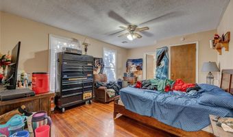 316 S 6th St, Chickasha, OK 73018