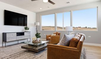 1328 E Lone Rock View Dr, Big Water, UT 84741