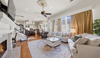10634 Shoreline Dr, Baton Rouge, LA 70809