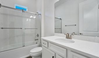 724 WINTERSIDE Dr, Apollo Beach, FL 33572