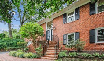 2322 S PIERCE St S, Arlington, VA 22202