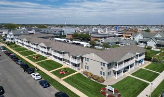 100 3rd Ave 32, Belmar, NJ 07719