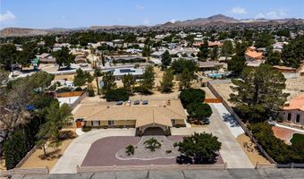 19082 Tecumseh Rd, Apple Valley, CA 92307