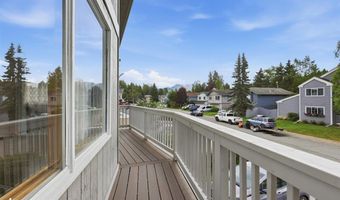 1988 Commodore Dr, Anchorage, AK 99507