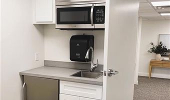 2843 S County Trl, East Greenwich, RI 02818