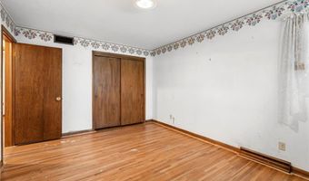 2010 11th Ave NE, Austin, MN 55912