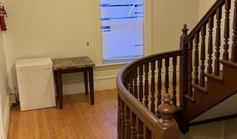 137 S Main St, Auburn, ME 04210