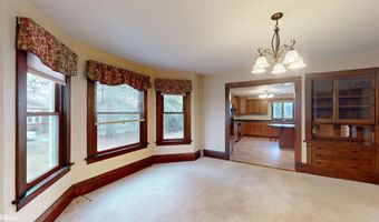317 E 1st St, Arthur, IA 51431