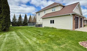 640 LAURISA Ln, Antigo, WI 54409