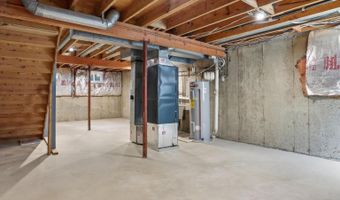 2410 S WALTER REED Dr 2, Arlington, VA 22206