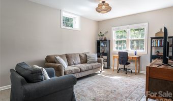 5 Mallory Meadows Ct, Arden, NC 28704