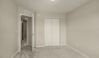 5860 156th St W, Apple Valley, MN 55124