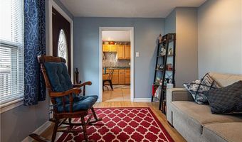 22 Lemis St, Coventry, RI 02816