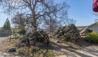 617 Live Oak Dr, Angels Camp, CA 95222