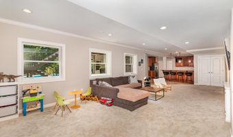 6694 Sandy Shores Dr, Miami, OH 45140