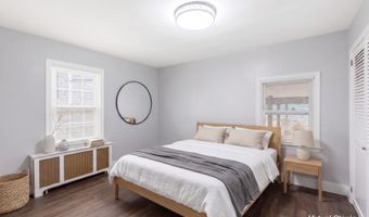 32 KELLY Pkwy, Bayonne, NJ 07002