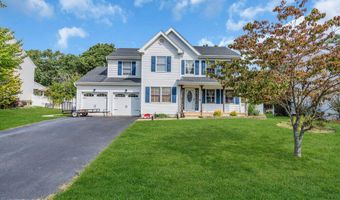 46 Ravenwood Blvd, Barnegat, NJ 08005