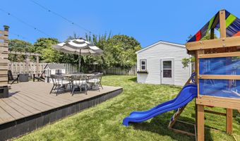 38 Leonard Ave, Atlantic Highlands, NJ 07716