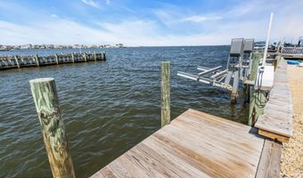 281 Sandlewood Dr, Bayville, NJ 08721