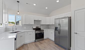 2026 Green Acres Dr, Adrian, MI 49221