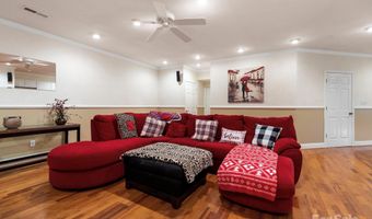 8 Alexander Chapel Dr, Asheville, NC 28804