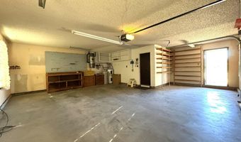 1012 W Castleberry Rd, Artesia, NM 88210