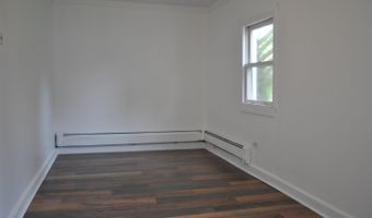 355 Budlong St, Adrian, MI 49221