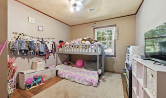 613 Robbinsville Rd, Andrews, NC 28901