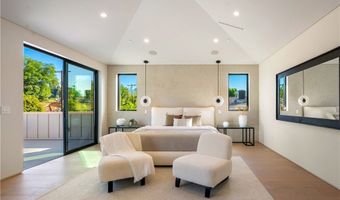 16728 Morrison St, Encino, CA 91436