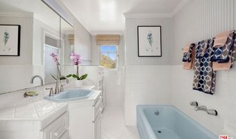 1717 Comstock Ave, Los Angeles, CA 90024