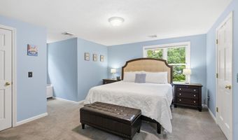 19 Tamarack Ln, Amherst, NH 03031