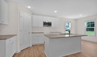 285 Buggy Top Ln, Autryville, NC 28318