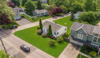 175 Kay St, Newport, RI 02840