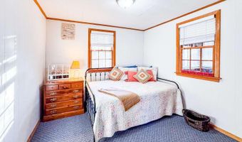 12 Beach St, Alton, NH 03810