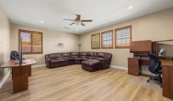 2540 E HAZELTINE Way, Chandler, AZ 85249