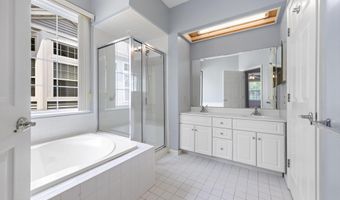 18 Valley Stream Pl, Barnegat, NJ 08005