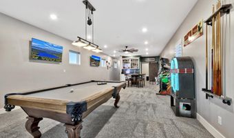 1409 Hunters Point Dr, Gardnerville, NV 89410