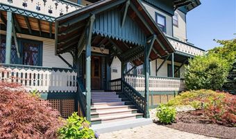 35 Chastellux Ave I, Newport, RI 02840