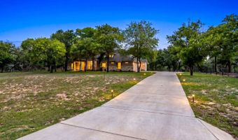 156 Crescent Rdg, Adkins, TX 78101