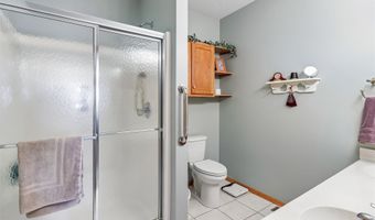 215 SE Lowell Dr, Ankeny, IA 50021