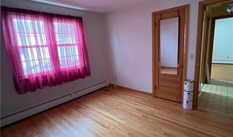 11 Coes St, North Providence, RI 02904