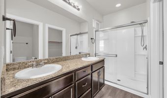 214 Red Oak Dr, Fernley, NV 89408