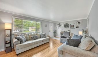 5538 Silverpoint Dr, Cincinnati, OH 45247