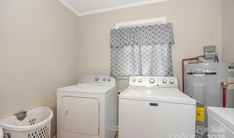 593 Washington Ln, Albemarle, NC 28001