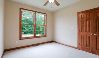 4380 Nottinghill Dr, Avon, IN 46123
