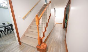 5681 Springhollow Ct, Avon, IN 46123