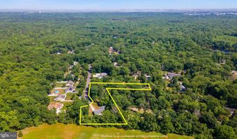 1 CARMEN Dr, Cape May Court House, NJ 08210