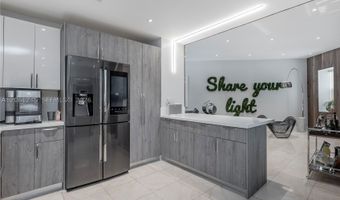 18460 NE 30th Ave 18460, Aventura, FL 33160
