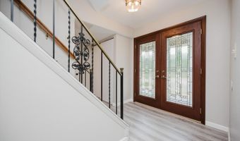 5398 Sultana Dr, Delhi, OH 45238
